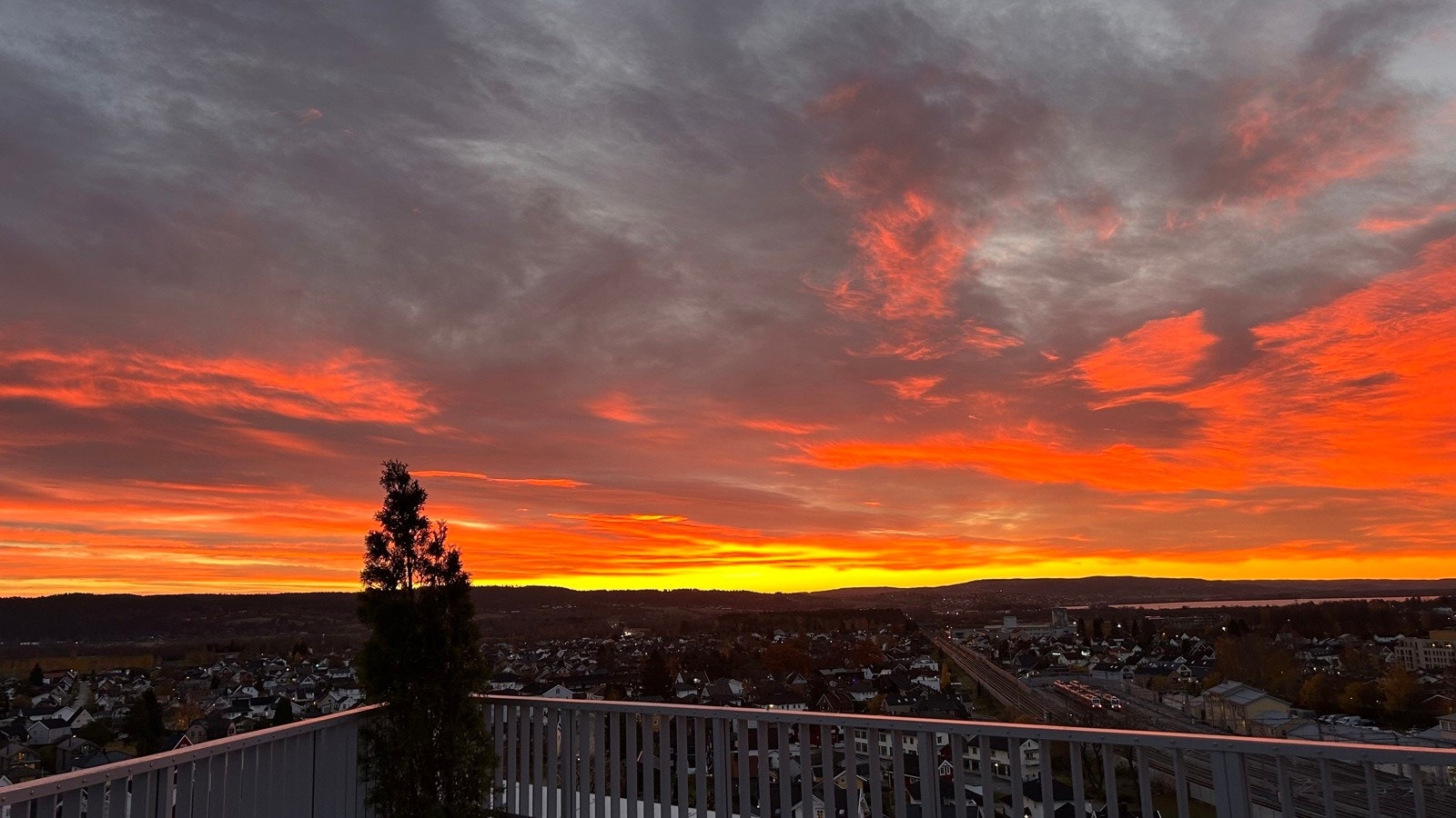 Spektakulær utsikt også på vinterstid. Bilde tatt av selger. Galleribilde