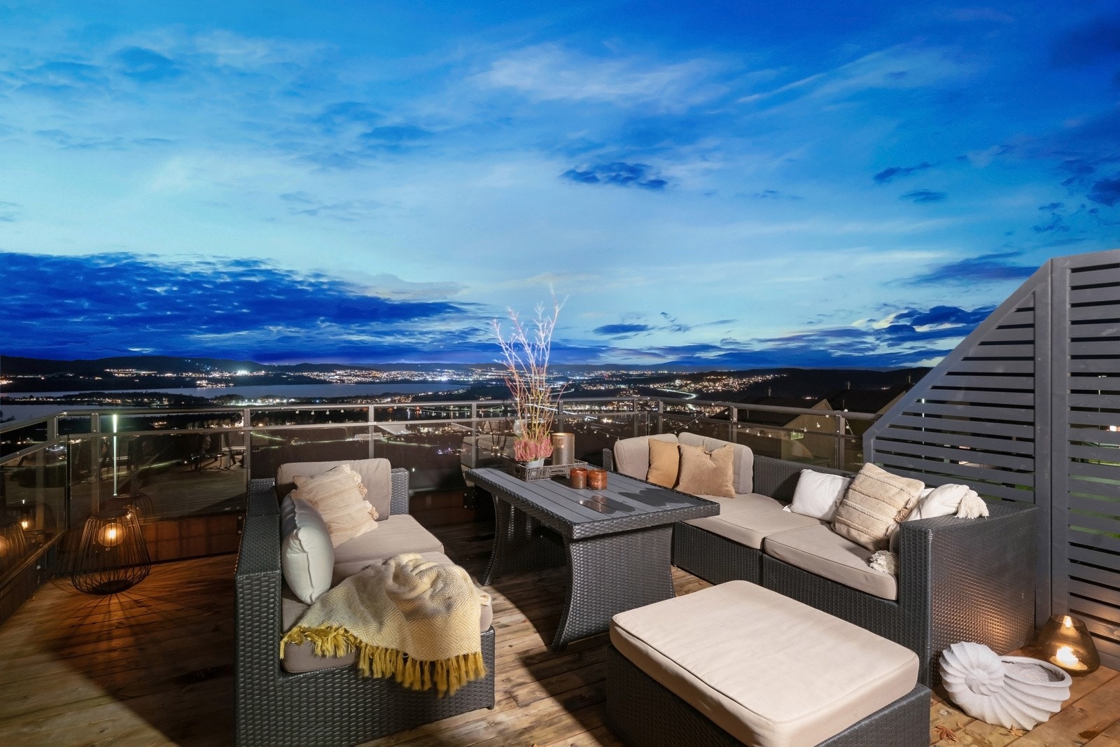 Velkommen til Nordgardslia 14 - Kontakt Carl P. Sveistrup på 980 45 319 dersom privatvisning ønskes. Galleribilde