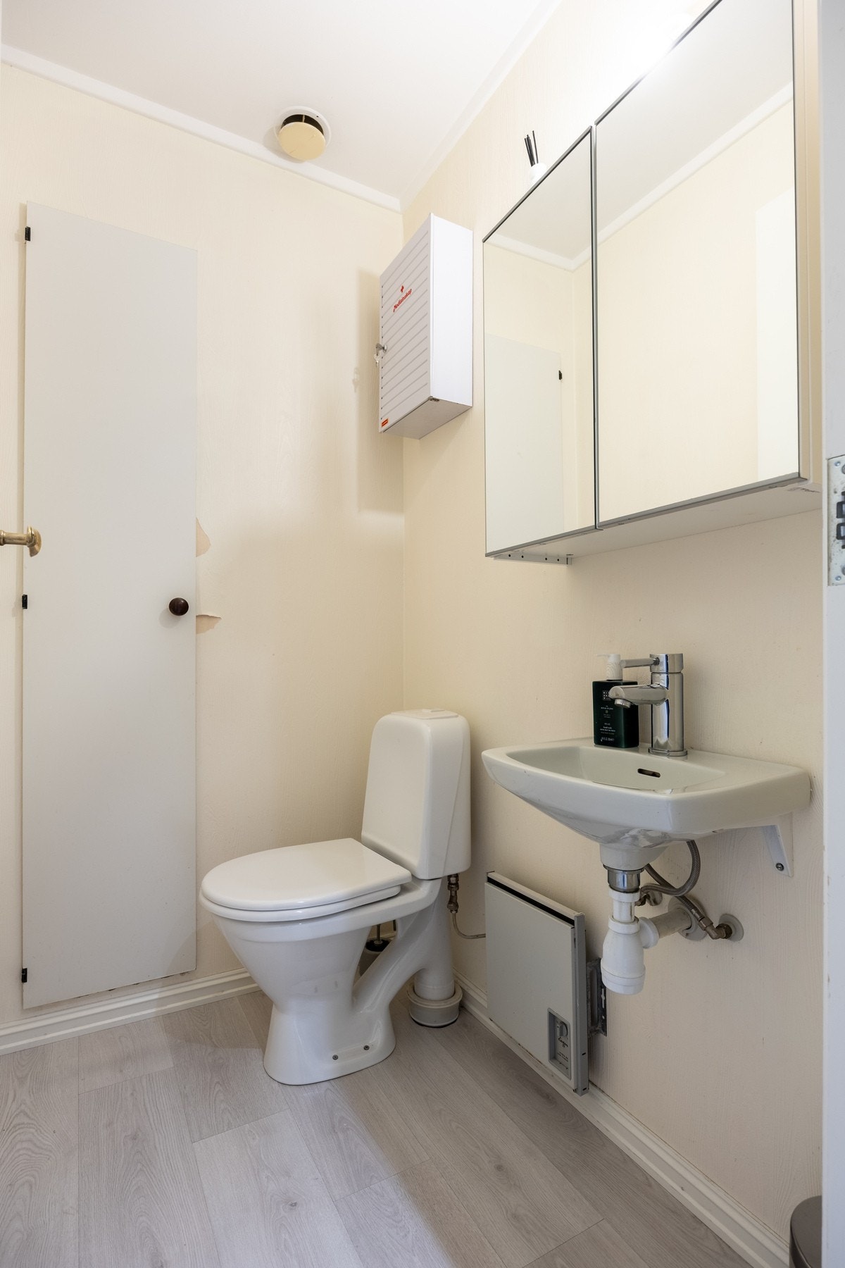 Separat toalettrom. Galleribilde