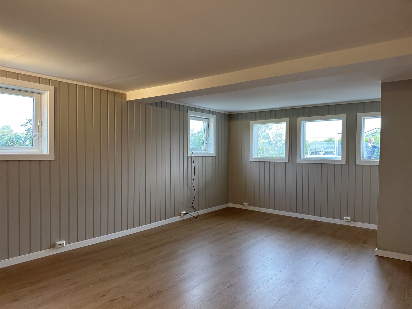 Hybel: Stuen Galleribilde