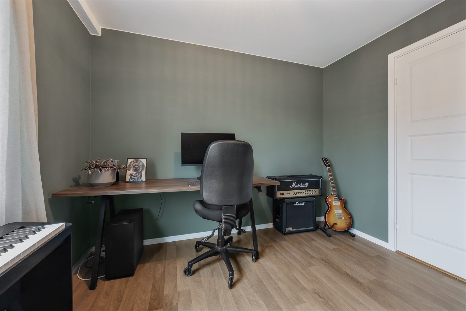 Alle soverommene har er av god størrelse og egner seg til flere bruksområder. Galleribilde