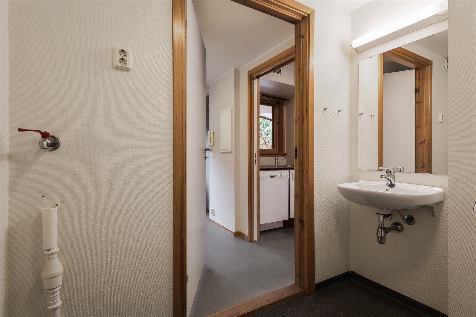 Bad mot entre Galleribilde