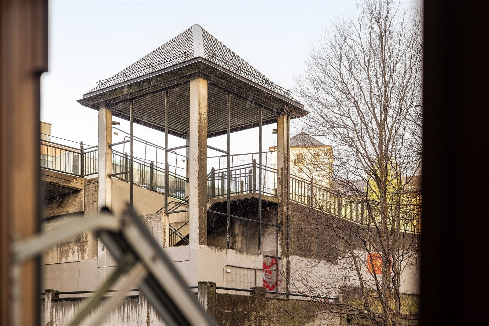 Noe av utsikten fra stuevindu Galleribilde