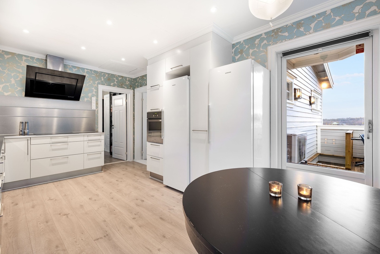 Koselig spiseplass på kjøkkenet Galleribilde