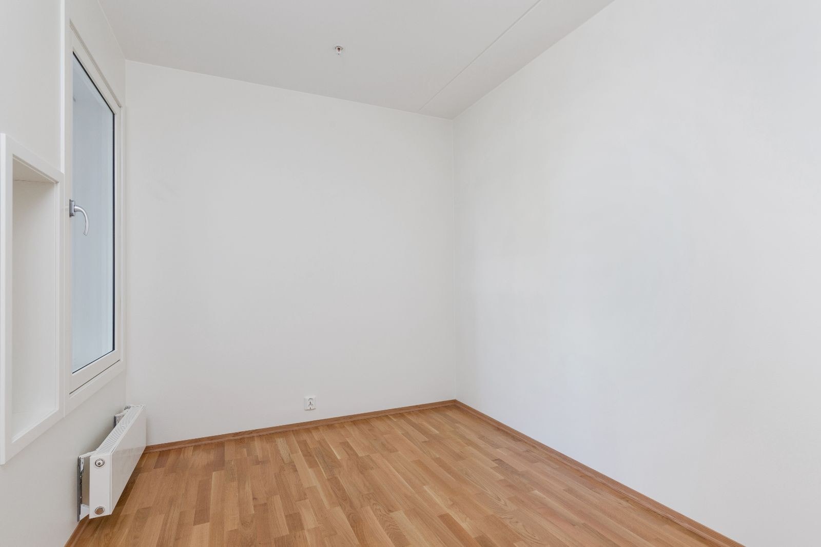 Soverom 2 på ca. 7,6 kvm. Galleribilde