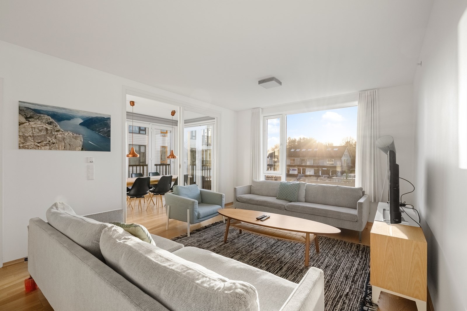 Velkommen til Skibmannsvegen 2e, leil. 203 - En romslig, fin leilighet med 3 soverom. Parkering i lukket anlegg. Heis +++ Galleribilde