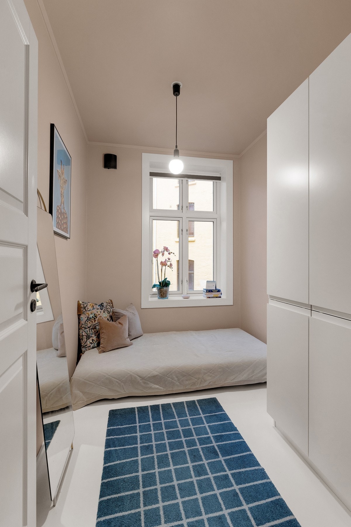 Rommet egner seg godt som gjesterom, kontor eller barnerom Galleribilde