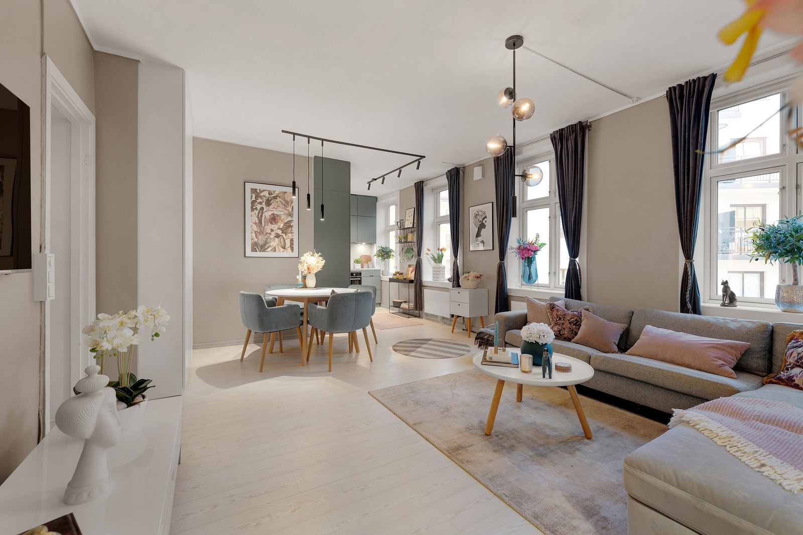 Romslig stue Galleribilde