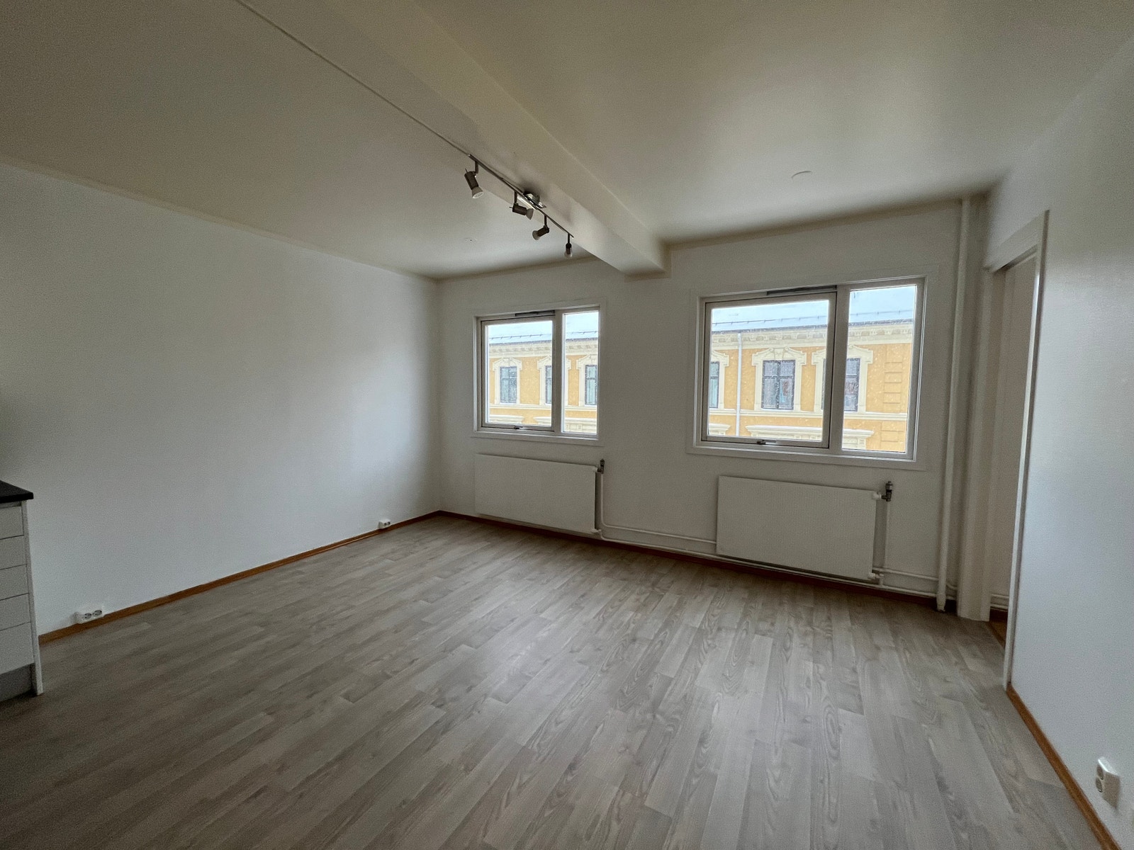 Stue fra gang Galleribilde