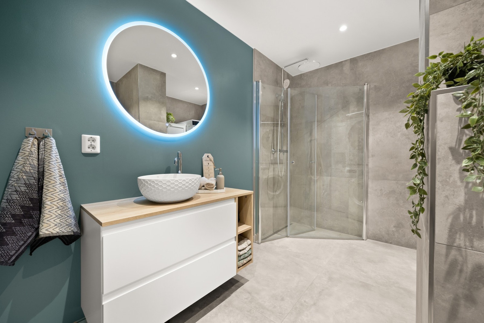 Badet er fra 2025 og er meget romslig Galleribilde