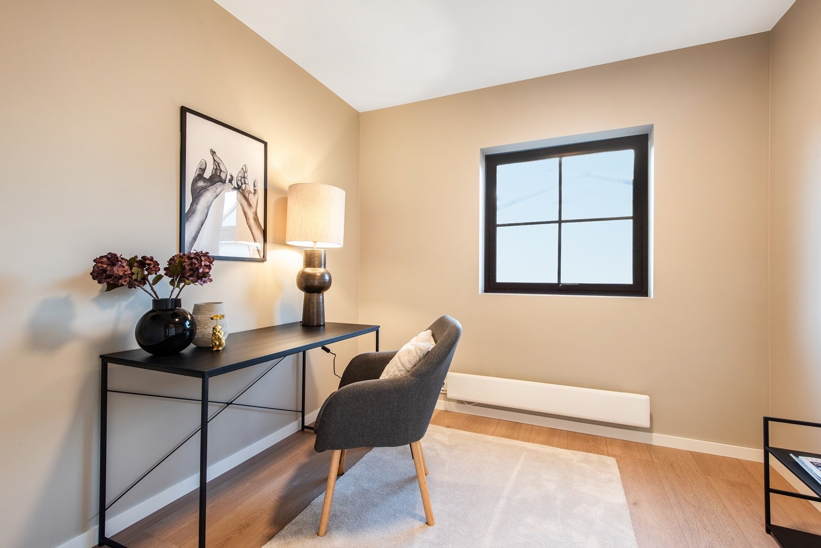 Soverom fire. Galleribilde