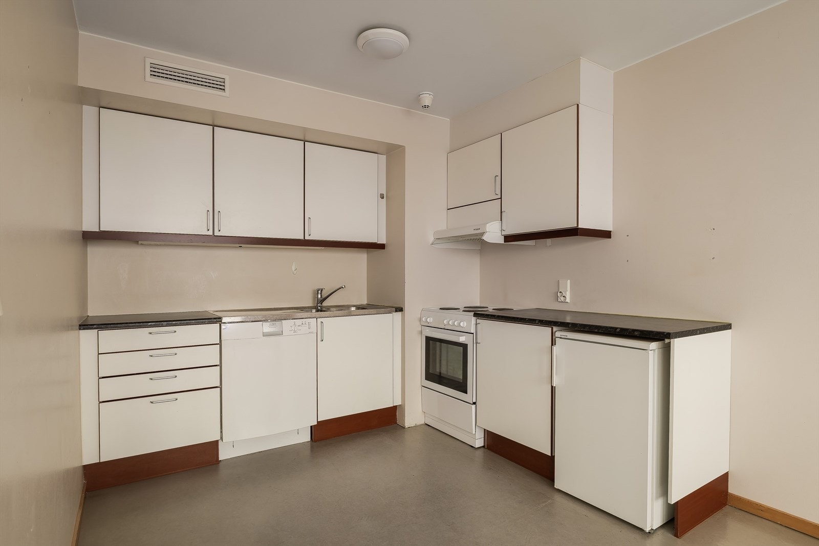 Enkel kjøkkeninnredning Galleribilde