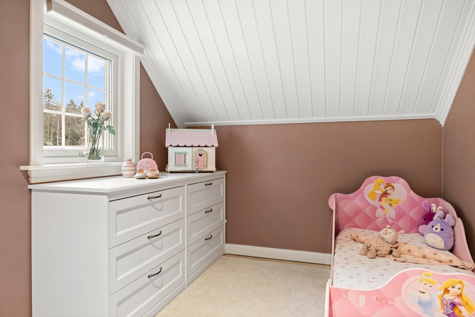 Soverom nr 1 ligger i 1.etasje Galleribilde