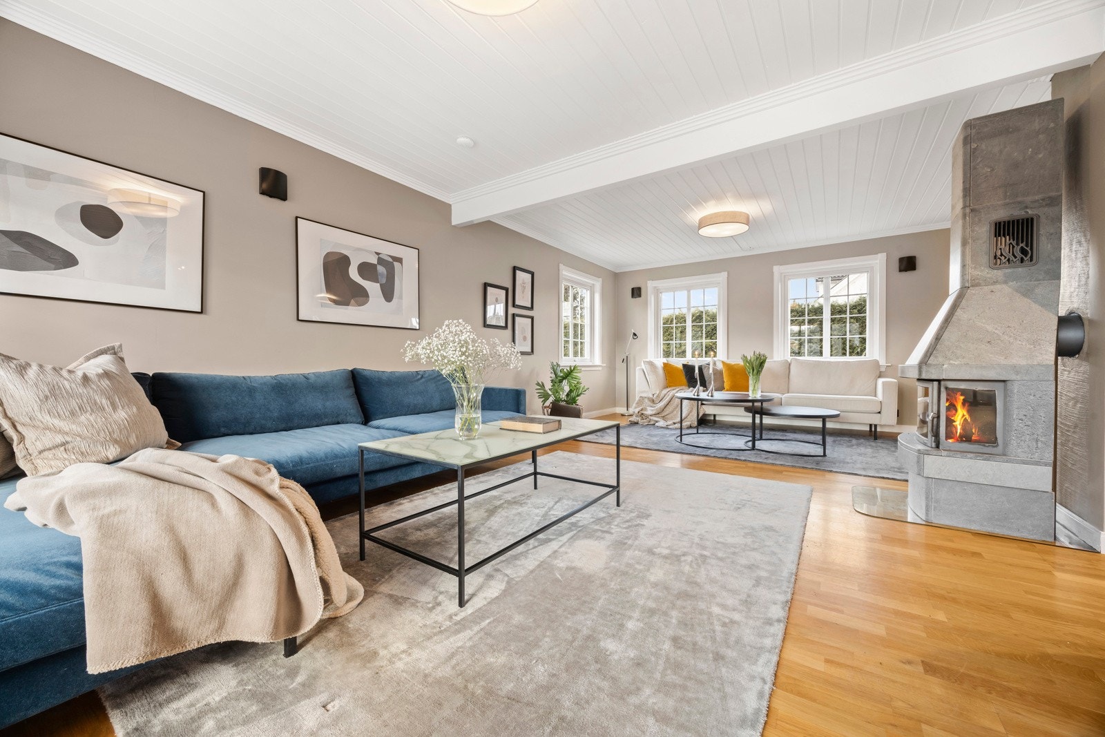 Samtlige rom i huset ble malt i moderne farger i 2022 Galleribilde