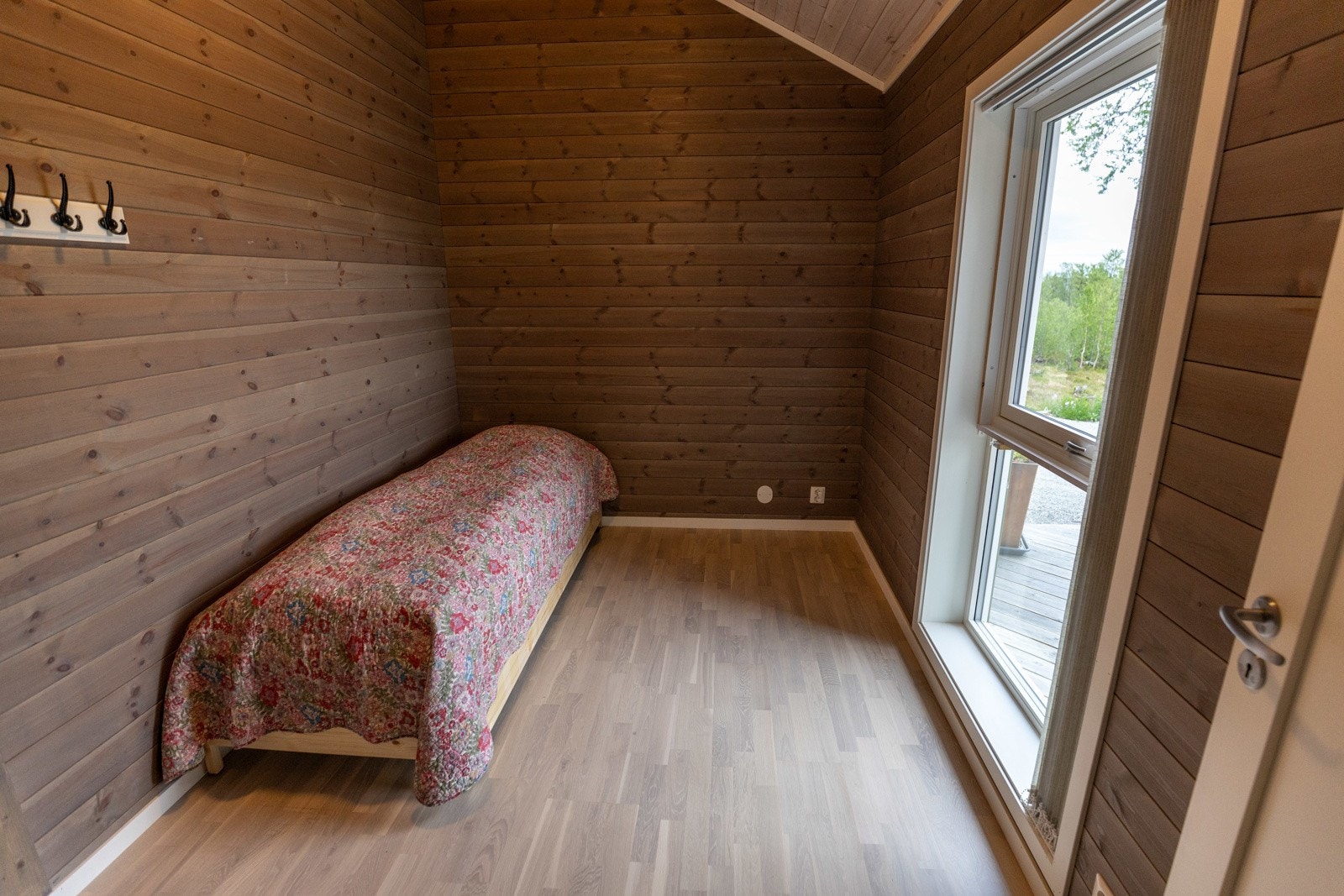 Hytten har totalt tre soverom Galleribilde