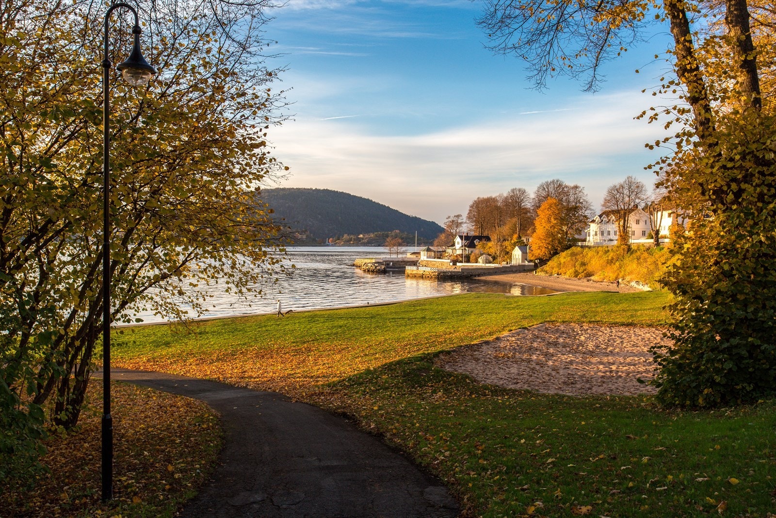 Man lever godt i Drøbak Galleribilde