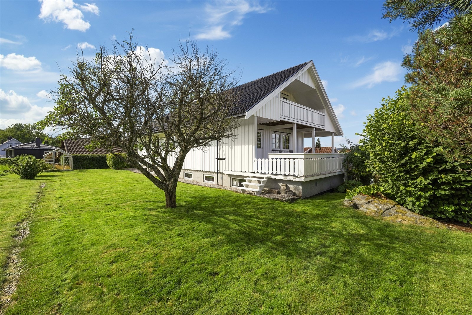 Her bor du landlig og barnevennlig, samtidig som Skien sentrum kun ligger en kort kjøretur unna Galleribilde