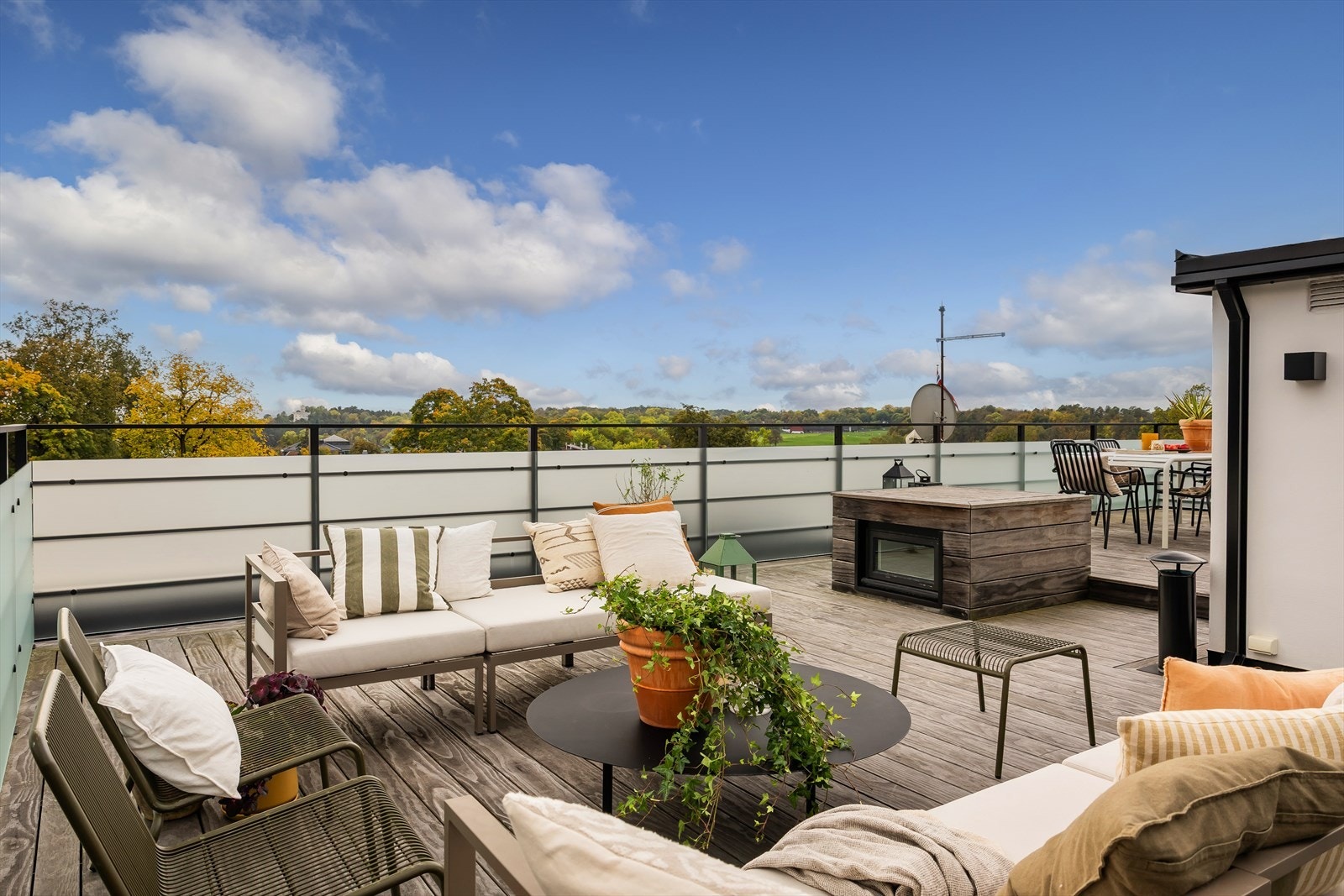 Nordvik avd. Frogner har gleden av å presentere Heia 4. Ettertraktet funkisbebyggelse tegnet av ark. Nicolai Beer. Galleribilde