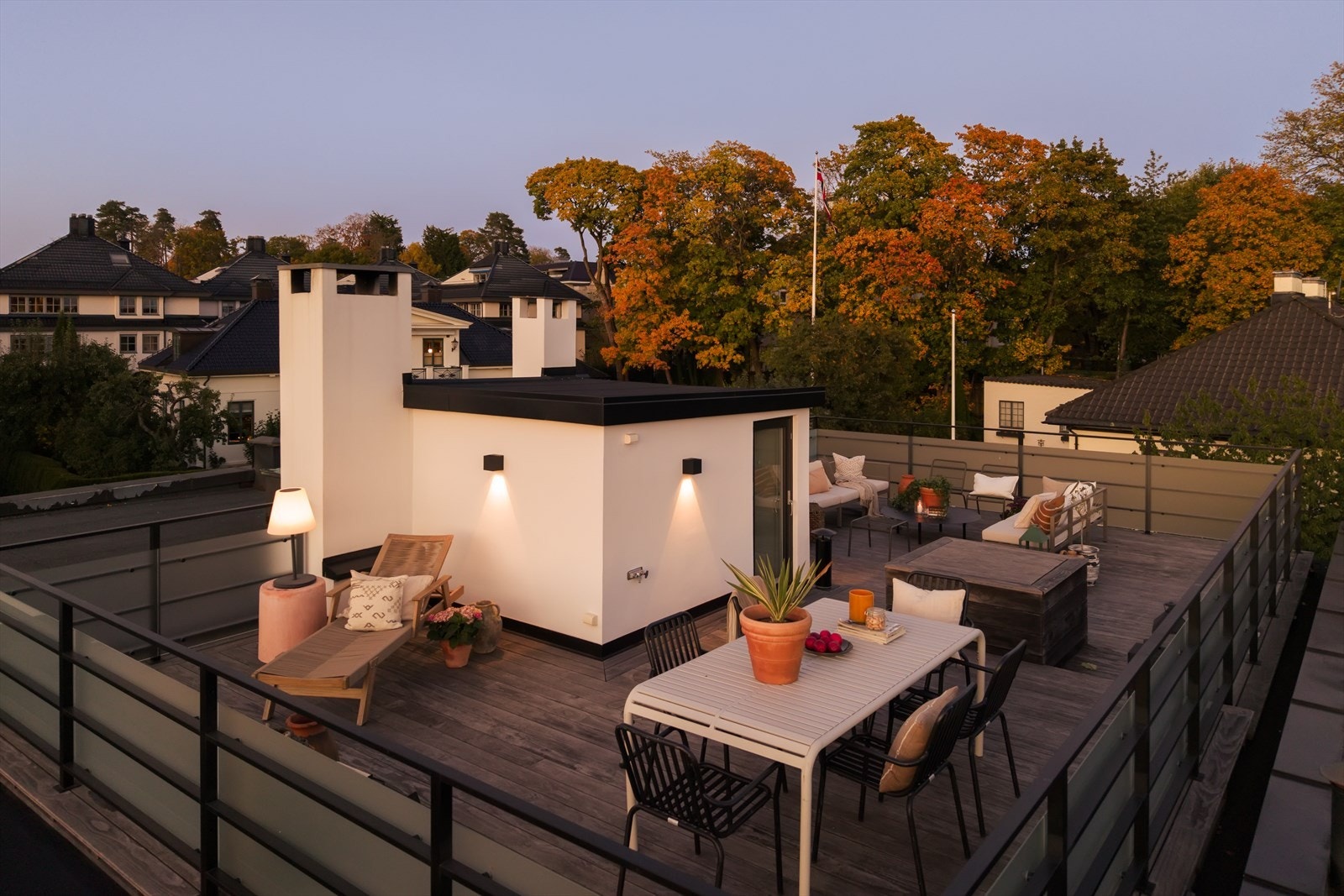 Her kan du nyte solen fra tidlig morgen til sen kveld. Galleribilde