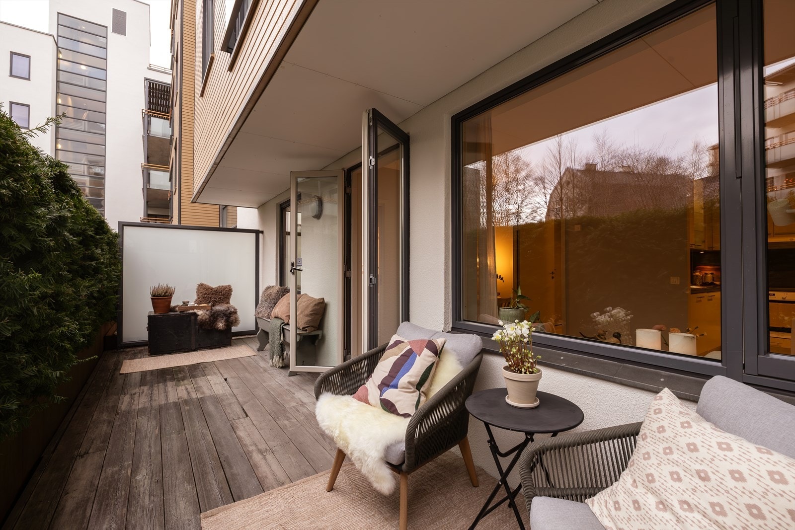 Lys og usjenert 2-roms med terrasse på hele 16 kvm. Galleribilde