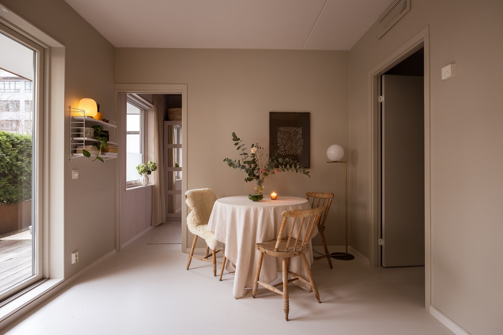 Naturlig plass til spisebord Galleribilde