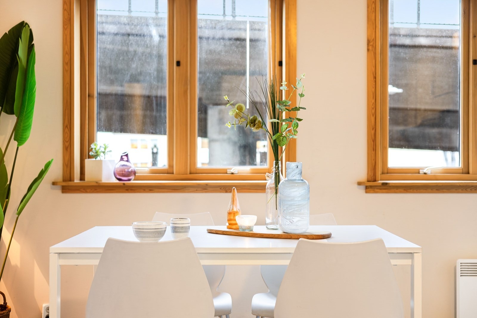 Noen av vinduene i stue Galleribilde