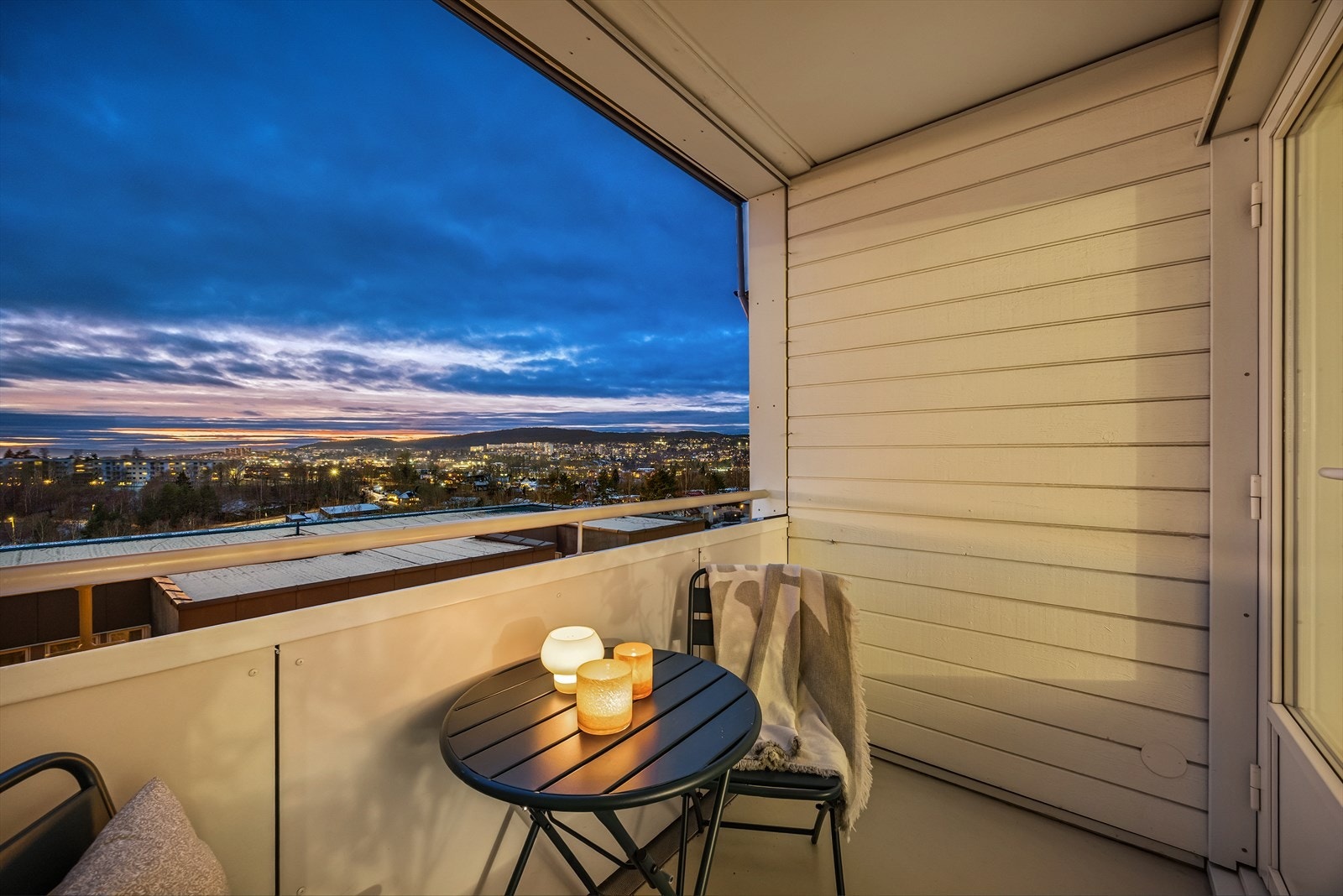 Kveldsstemning på balkongen! Galleribilde