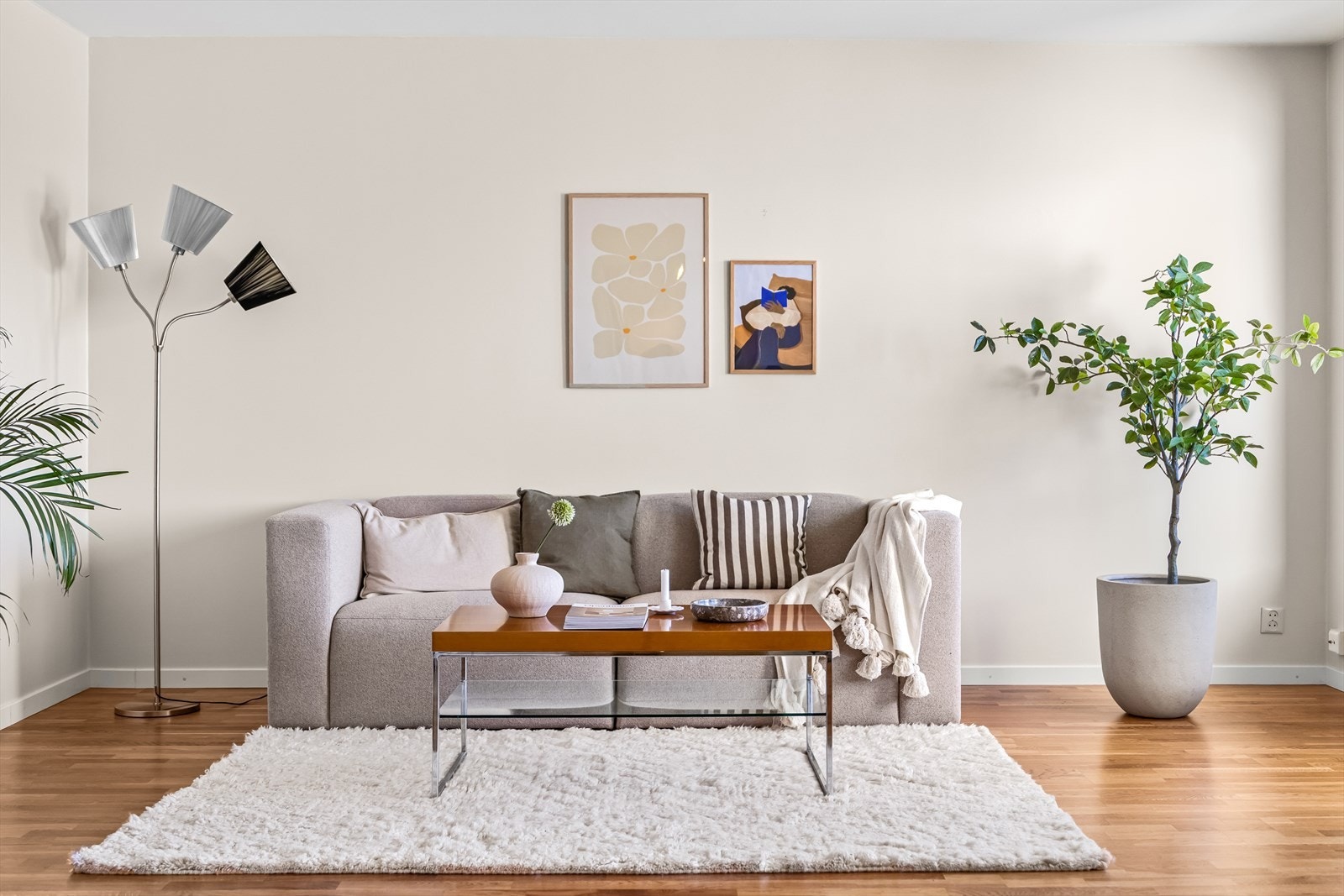 Varmtvann er inkludert i felleskostnadene. Galleribilde