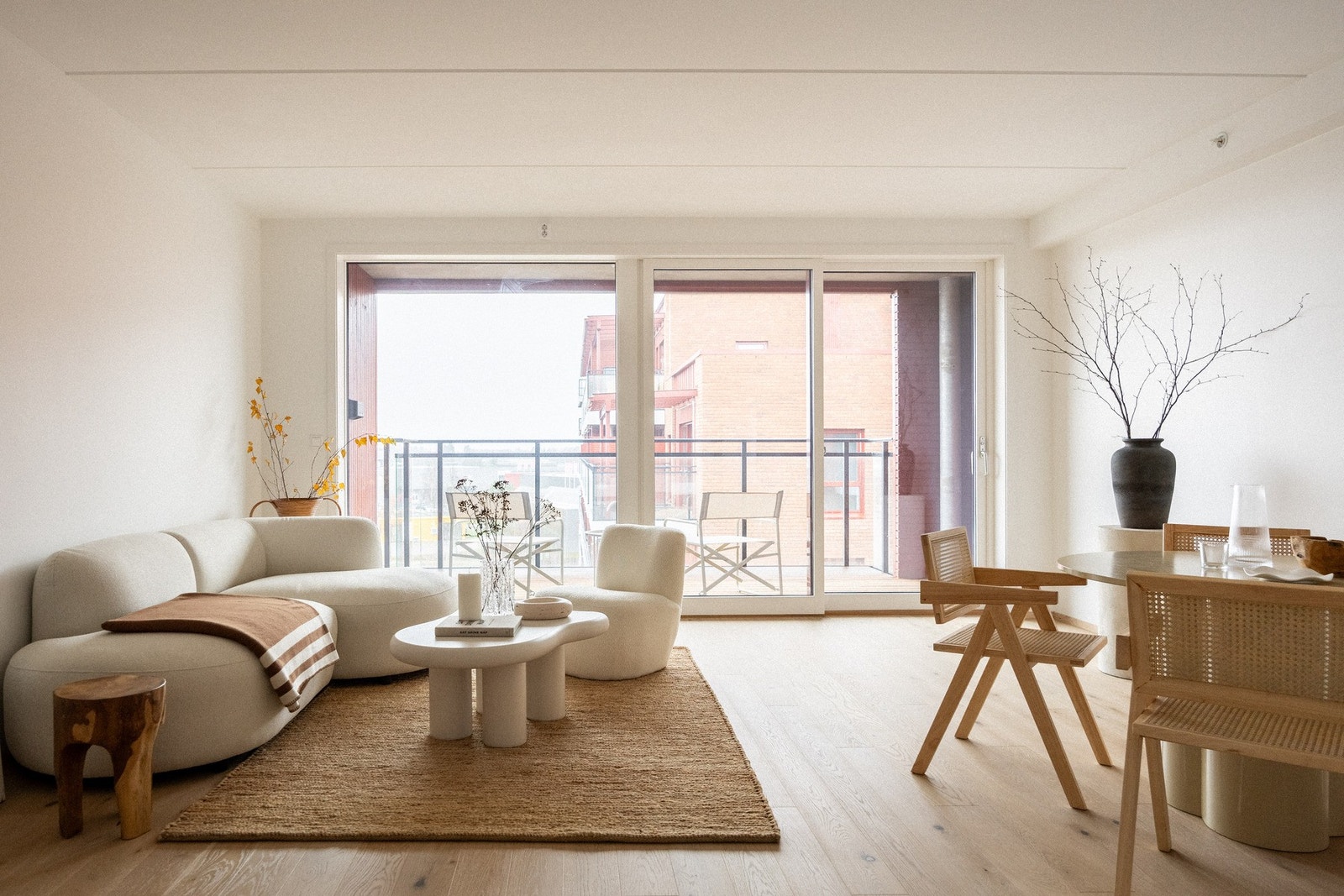 Myrsletta 29 presenteres av Mekleriet Oslo ved Charlotte Bårdsen og Ole Anders Teslo. Galleribilde