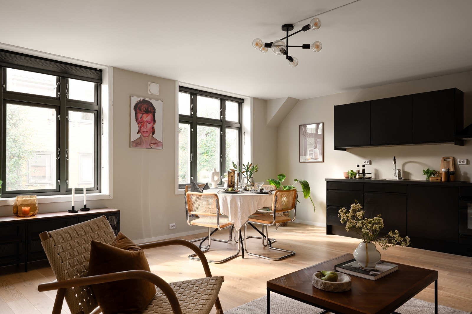 Pen og moderne leilighet. Galleribilde