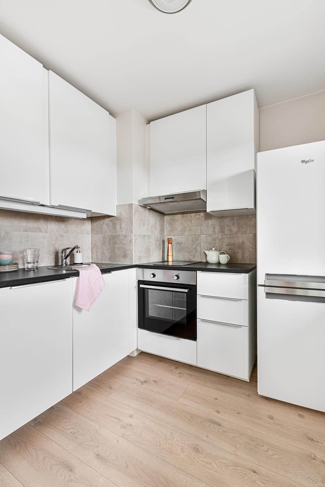 Alle kjøkken hvitevarer medfølger Galleribilde