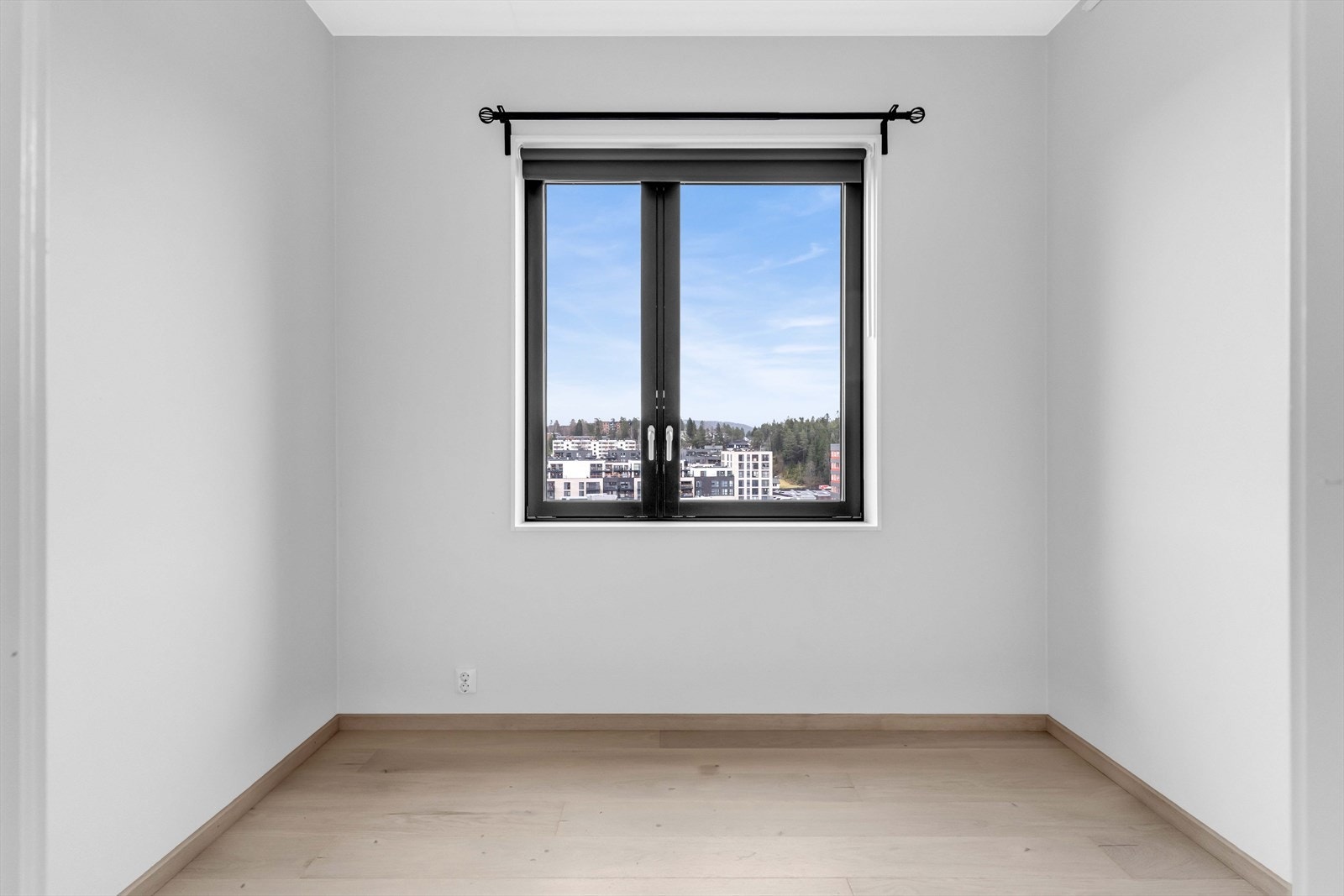 Soverom nr. 2 fungerer ypperlig som barnerom, gjesterom eller kontor - her er mulighetene mange. Galleribilde