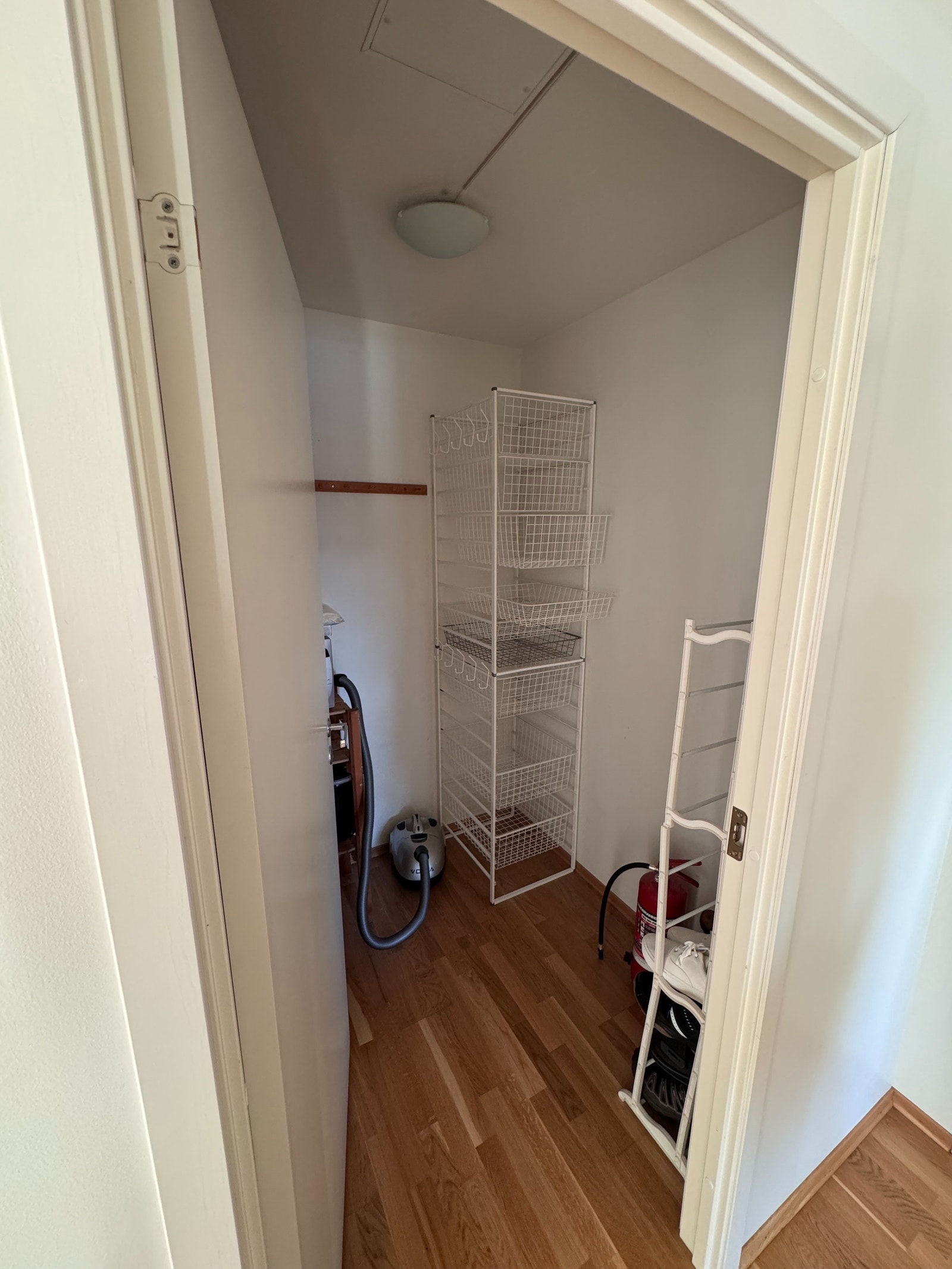 Innvendig bod med avtrekk Galleribilde