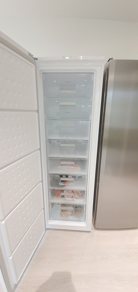 Praktisk fryseskap Galleribilde