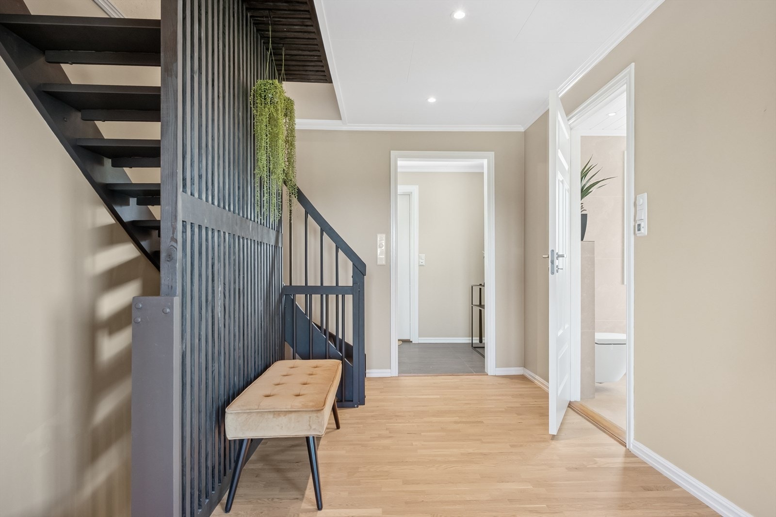 Trapp byr på lekre detaljer som spilevegg. Galleribilde