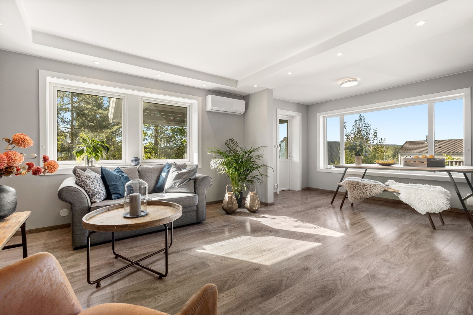 Dette er en lys og pen halvpart av tomannsbolig med god standard Galleribilde