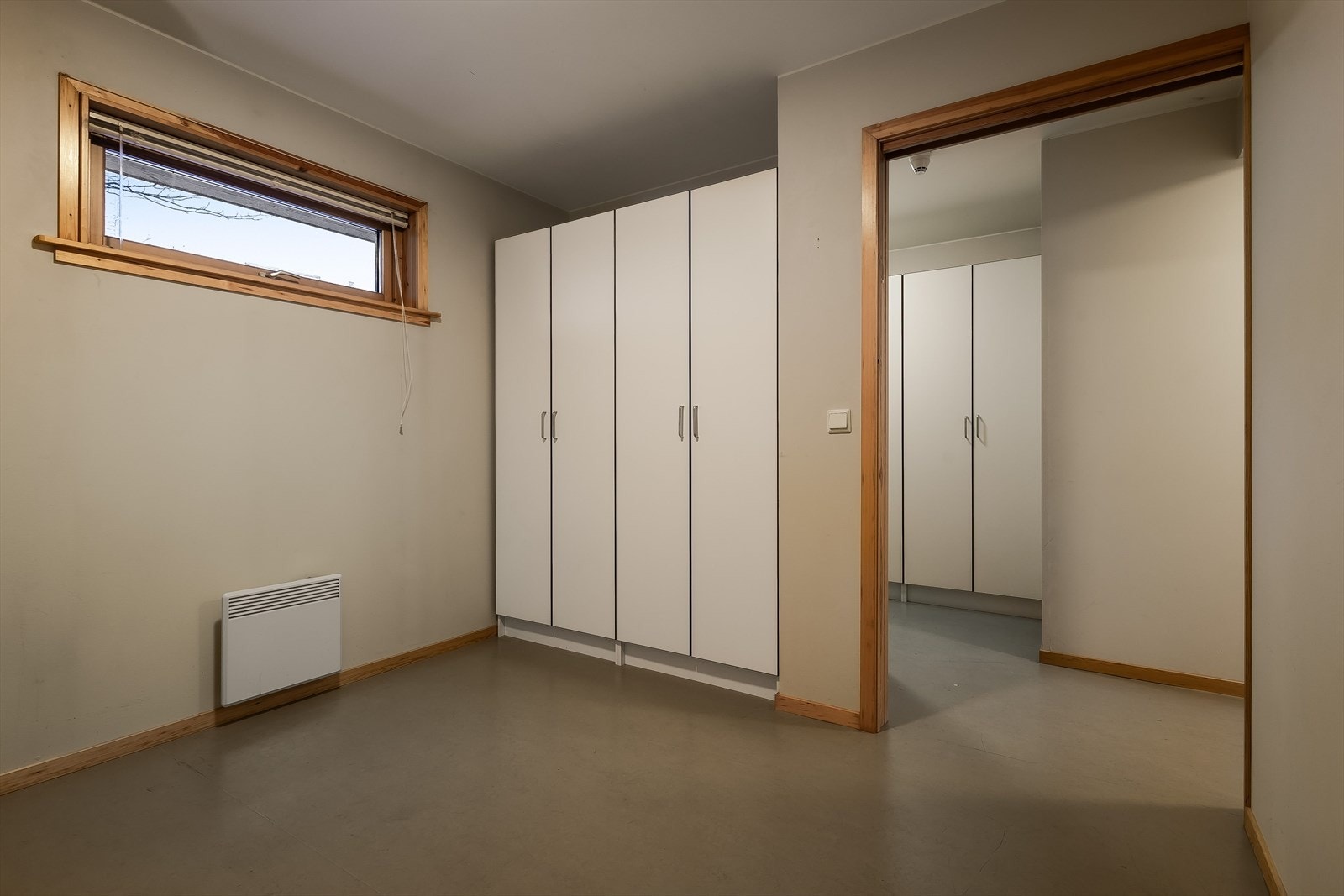 Garderobeskap på soverom Galleribilde