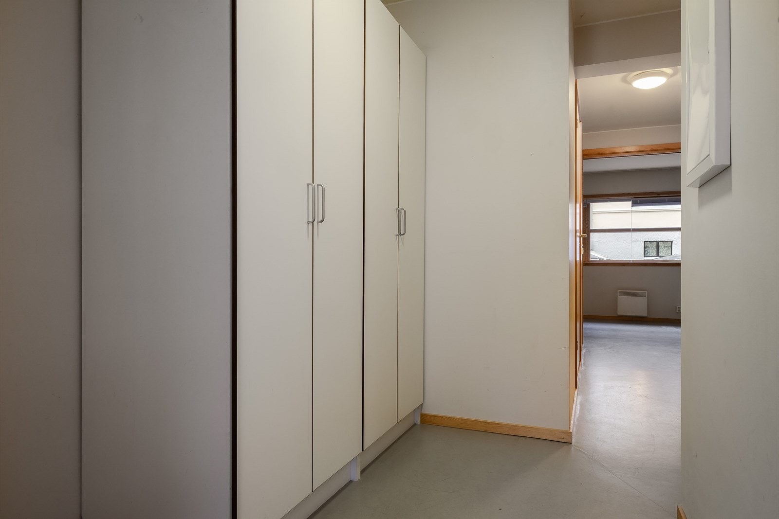 Entre mot stue Galleribilde