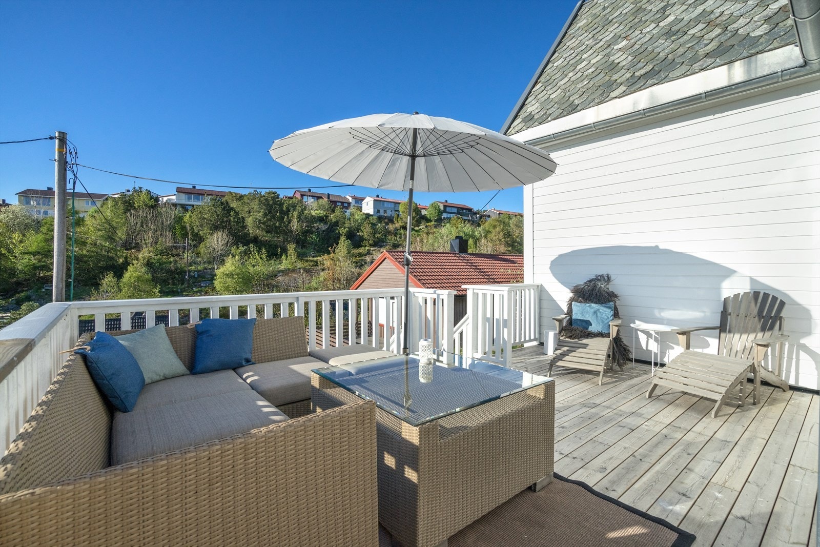 Solrik terrasse Galleribilde