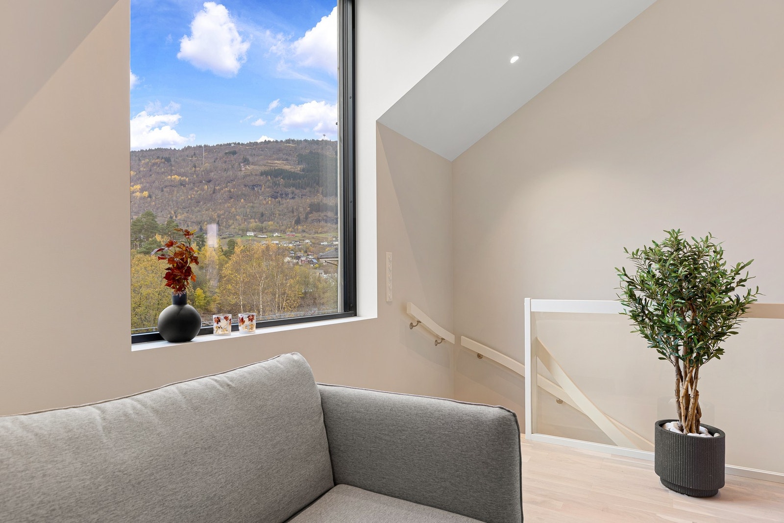 Vi beveger oss opp i boligens 2. etasje. Galleribilde