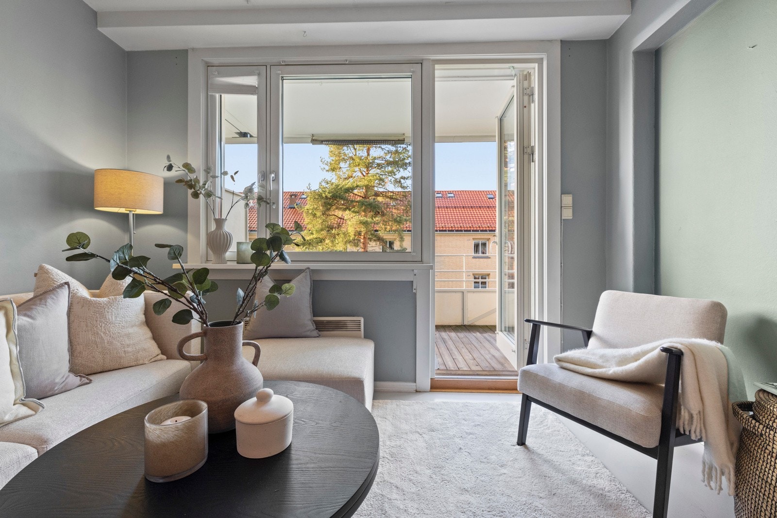 Leiligheten ligger i et veletalert og rolig boligområde på Hovin. Galleribilde