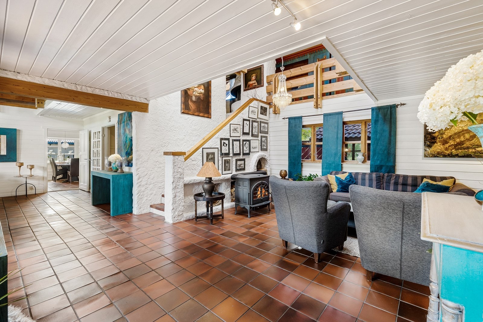 Stue i 1. etasje. Galleribilde