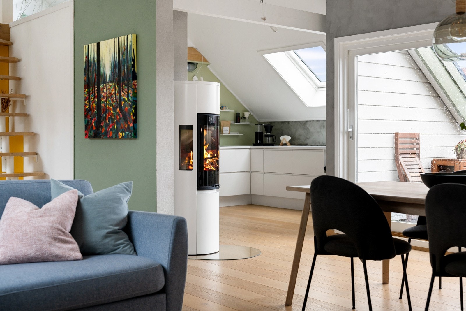 Vedovnen fra 2016 sørger for ekstra kos og varme på mørke vinterkvelder. Galleribilde