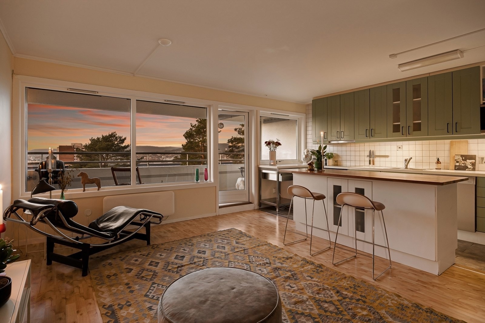 Her får kjøper gleden av flott utsikt og lite innsyn. Galleribilde