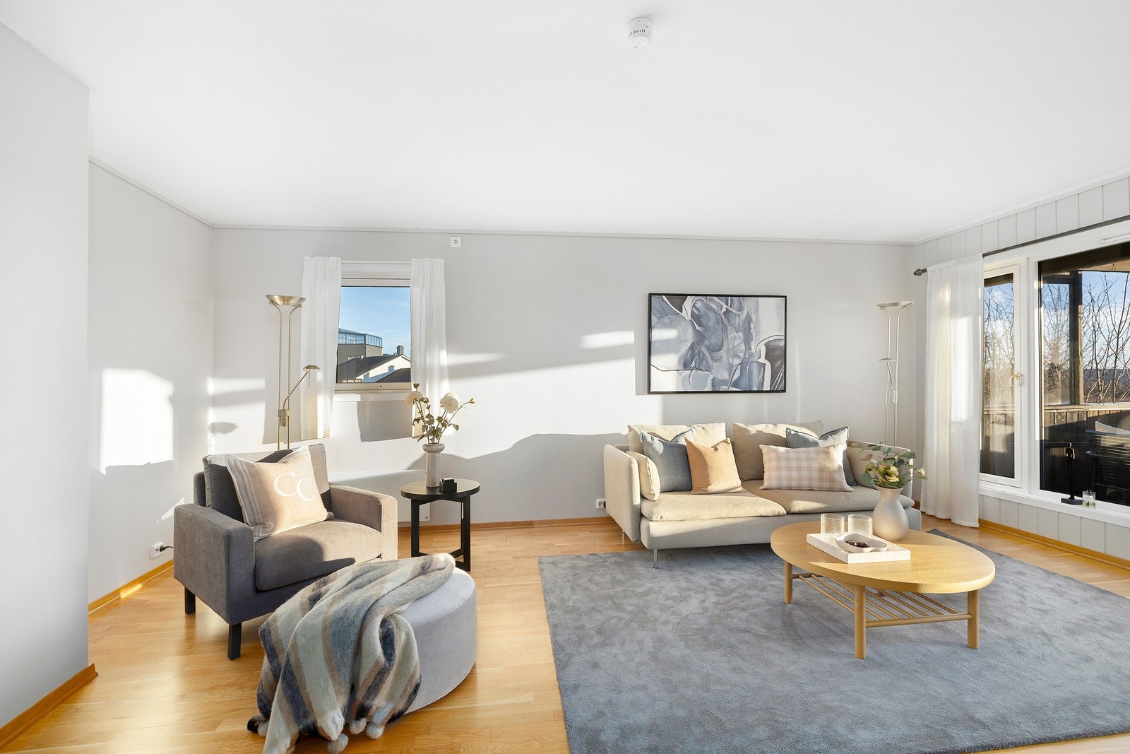 Stuen har plass til ønsket møblering. Galleribilde