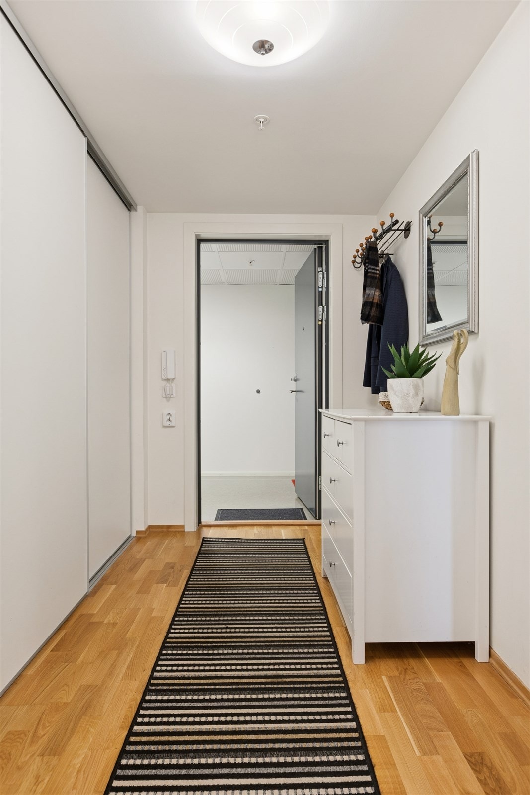 Entre/gang Galleribilde