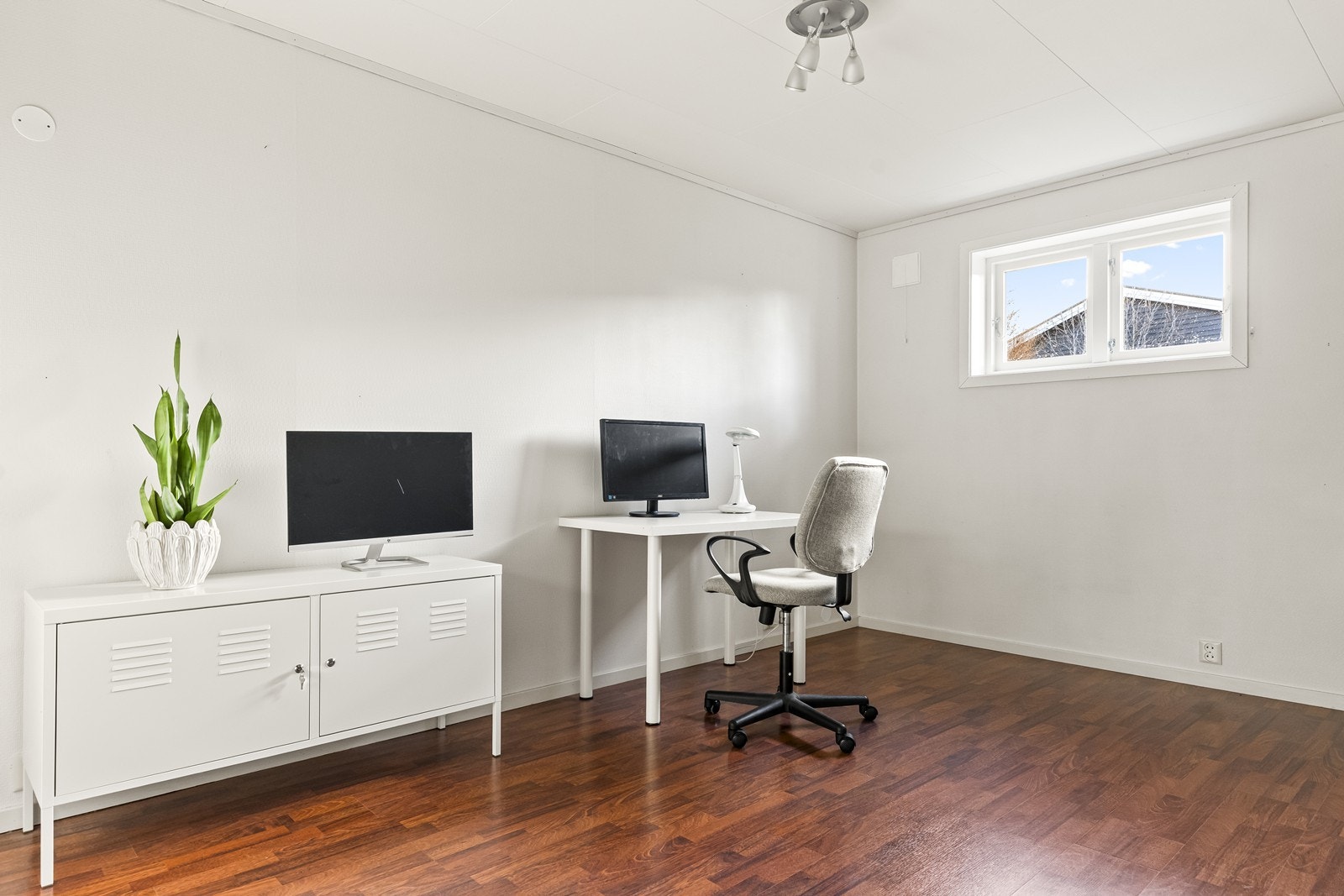 Det tredje soverommet egner seg også godt som kontor eller gjesterom. Galleribilde