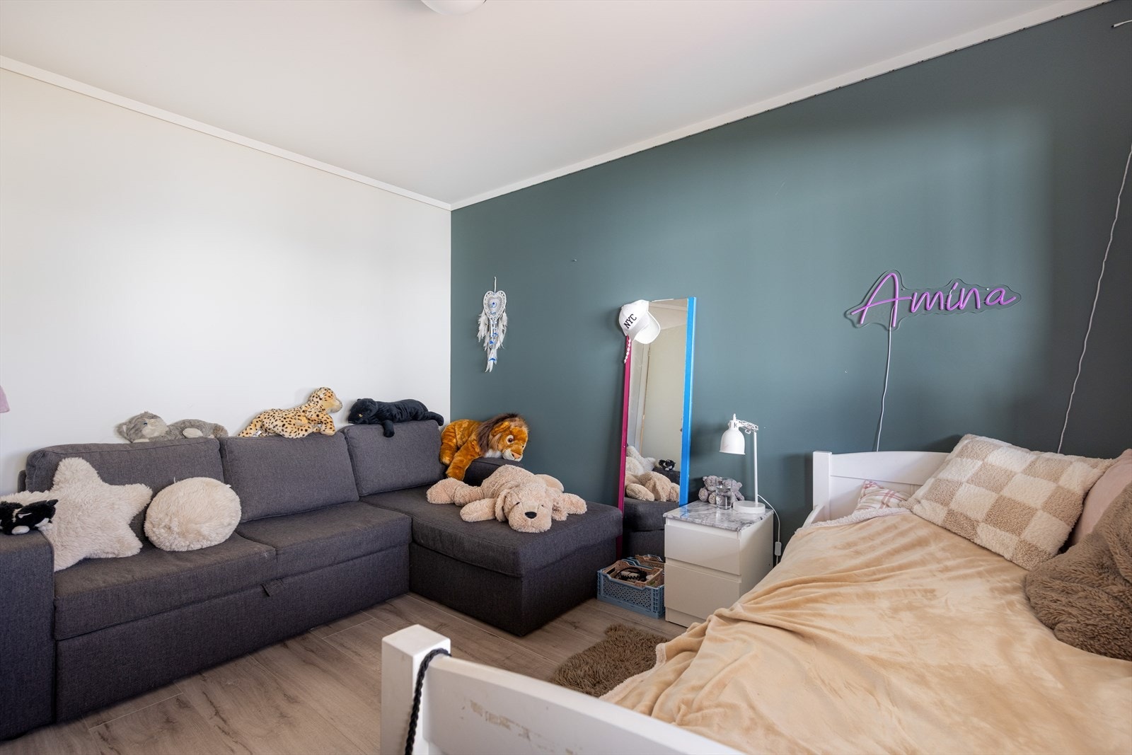 Boligen har 4 fine soverommene i 1.etg. Galleribilde