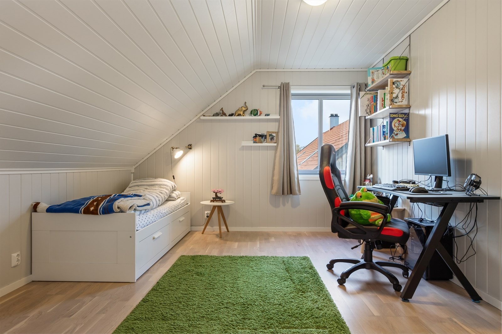 Soverom med god plass til lek og moro som gir frihet til både hvile og kreativitet. Galleribilde