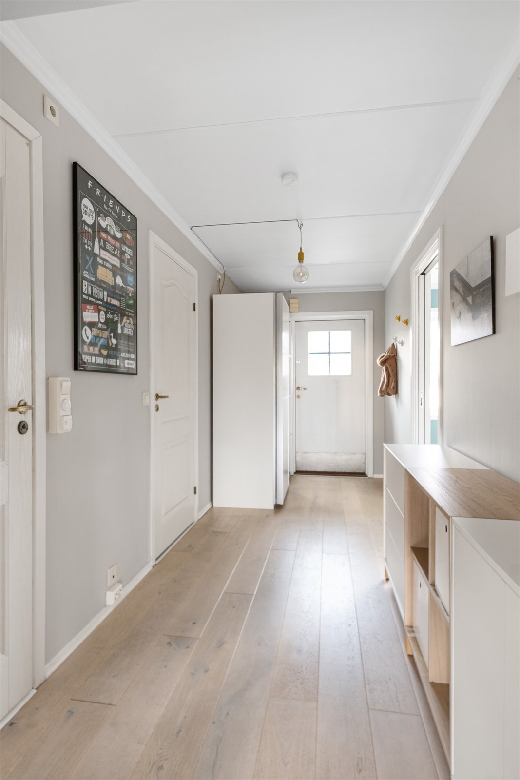 Entré/gang Galleribilde